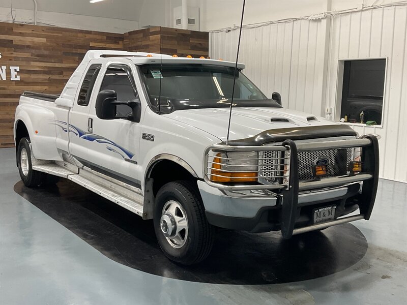 2000 Ford F-350 Super Duty XLT / 4X4 / 7.3L Diesel / 1-OWNER / LOCAL / DRW  / RUST FREE / LOW MILES - Photo 2 - Gladstone, OR 97027