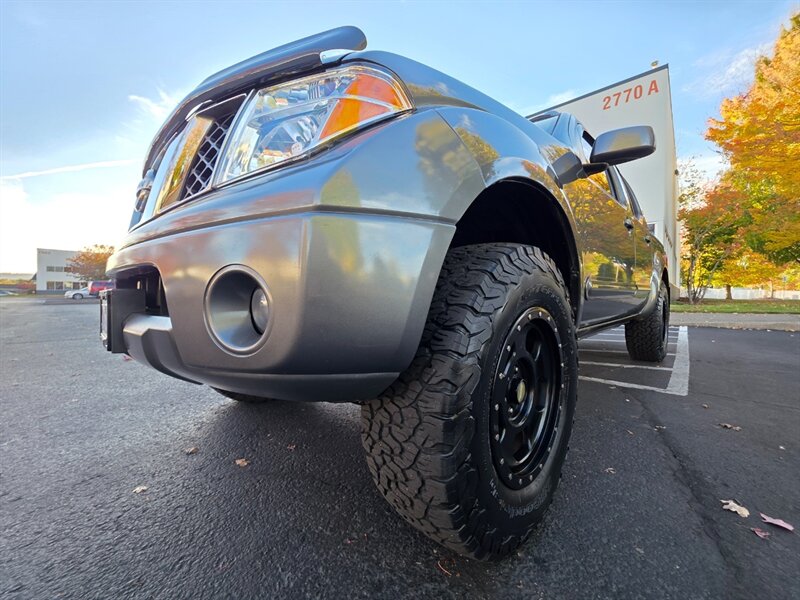2008 Nissan Frontier LE / CREW CAB / 4X4 / NEW BILSTIEN SCHOCKS / NEW BF GOODRICH / BACK CAM / LIFTED / SERVICE RECORDS / LOW MILES !! - Photo 10 - Portland, OR 97217