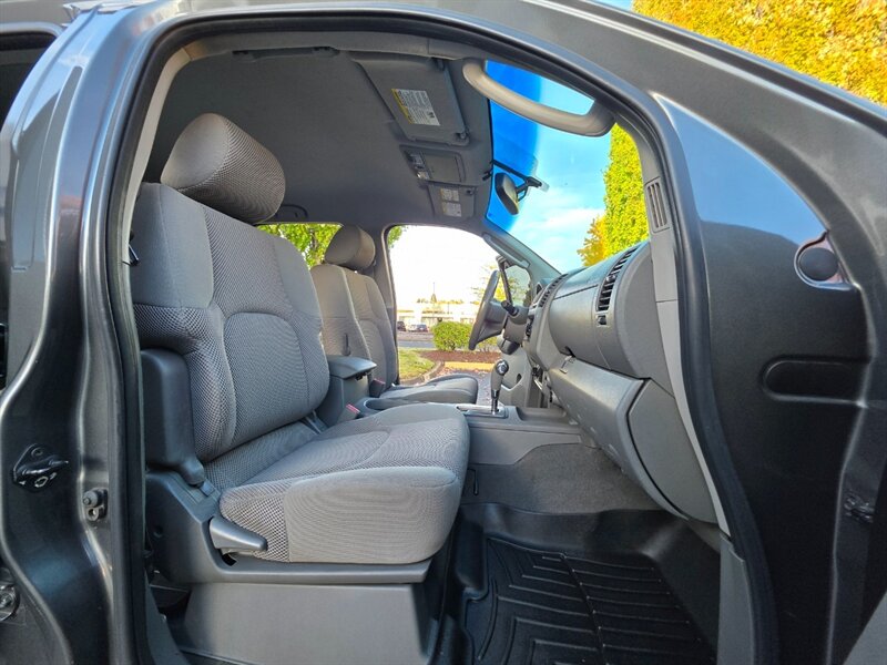 2008 Nissan Frontier LE / CREW CAB / 4X4 / NEW BILSTIEN SCHOCKS / NEW BF GOODRICH / BACK CAM / LIFTED / SERVICE RECORDS / LOW MILES !! - Photo 14 - Portland, OR 97217