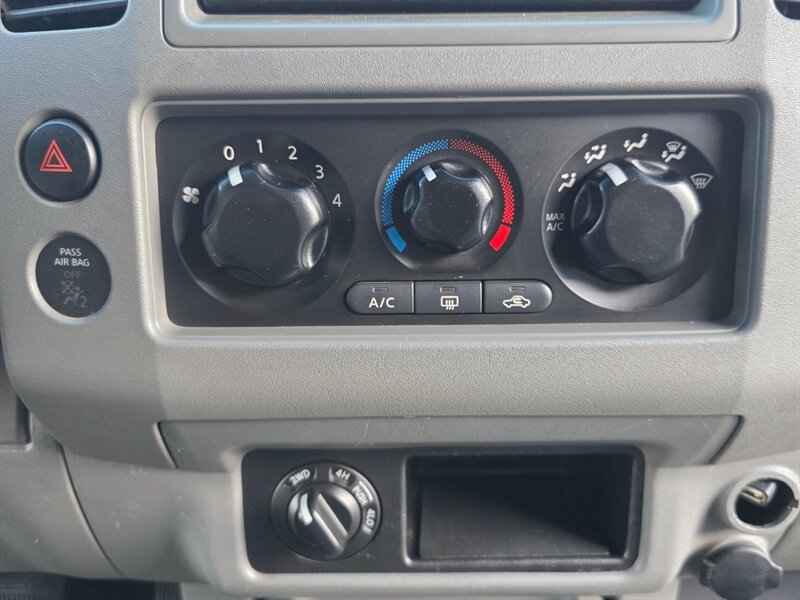 2008 Nissan Frontier LE / CREW CAB / 4X4 / NEW BILSTIEN SCHOCKS / NEW BF GOODRICH / BACK CAM / LIFTED / SERVICE RECORDS / LOW MILES !! - Photo 34 - Portland, OR 97217