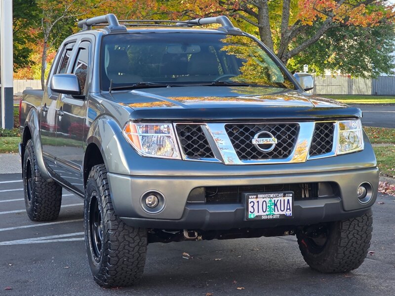 2008 Nissan Frontier LE / CREW CAB / 4X4 / NEW BILSTIEN SCHOCKS  / NEW BF GOODRICH / BACK CAM / LIFTED / SERVICE RECORDS / LOW MILES !!