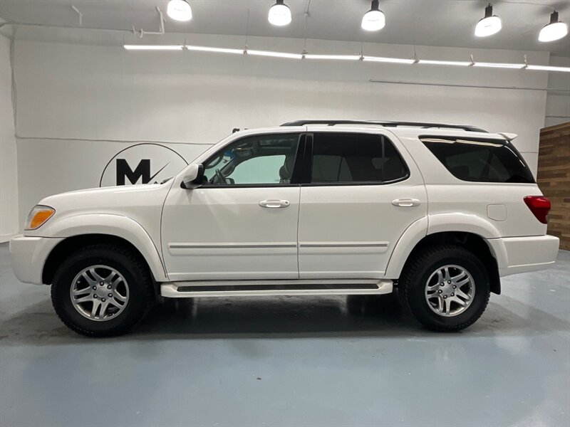 2007 Toyota Sequoia SR5 4X4 /Leather Heated /Fresh Timing Belt Service / Sunroof / Heated leather seats / ZERO RUST / LOW MILES - Photo 3 - Gladstone, OR 97027
