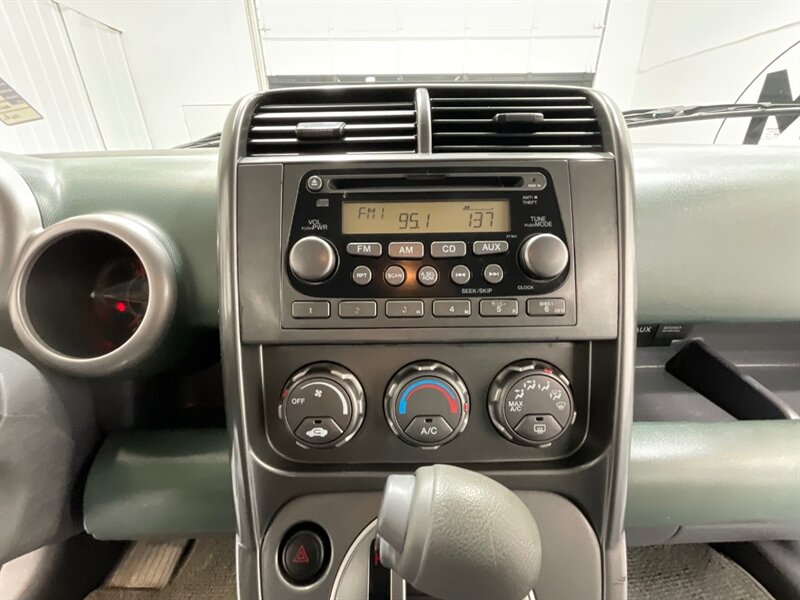2003 Honda Element EX AWD Sport Utility / Local ZERO RUST /126K MILES  / Sunroof / BRAND NEW TIRES - Photo 16 - Gladstone, OR 97027