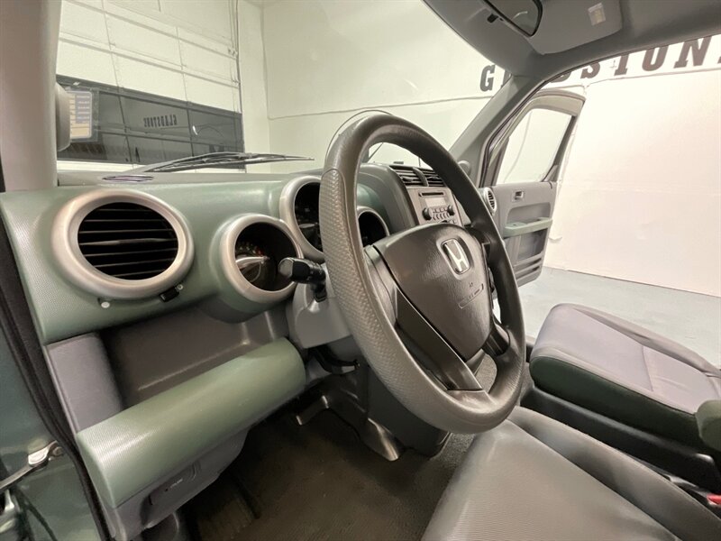 2003 Honda Element EX AWD Sport Utility / Local ZERO RUST /126K MILES  / Sunroof / BRAND NEW TIRES - Photo 35 - Gladstone, OR 97027