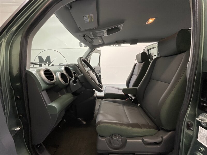 2003 Honda Element EX AWD Sport Utility / Local ZERO RUST /126K MILES  / Sunroof / BRAND NEW TIRES - Photo 9 - Gladstone, OR 97027