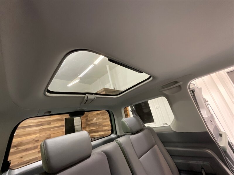 2003 Honda Element EX AWD Sport Utility / Local ZERO RUST /126K MILES  / Sunroof / BRAND NEW TIRES - Photo 14 - Gladstone, OR 97027