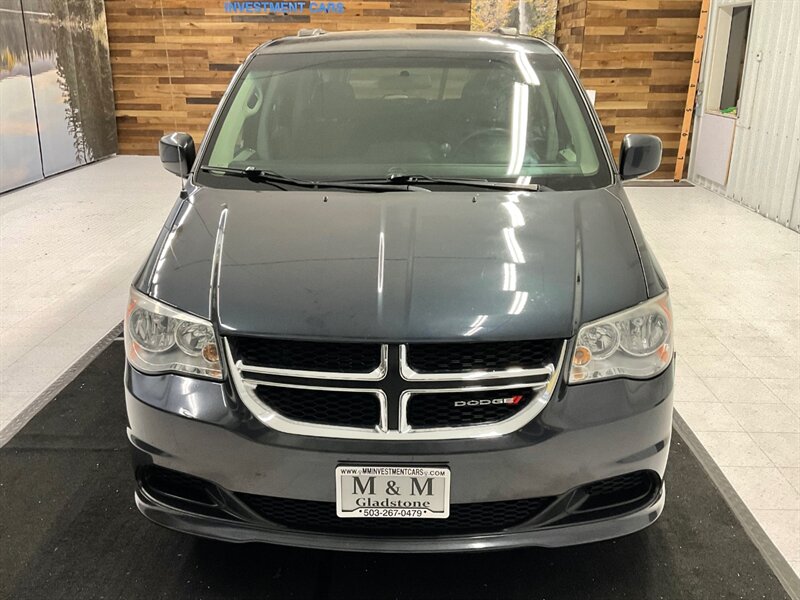 2014 Dodge Grand Caravan SXT MiniVan / 3.6L V6 / 7-Passenger  / CLEAN VAN / CLEAN INSIDE & OUT !! - Photo 5 - Gladstone, OR 97027