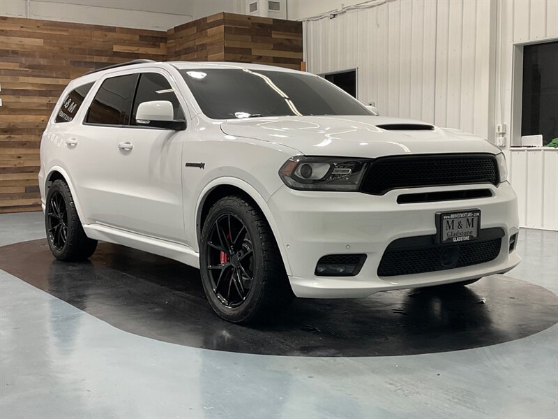 2018 Dodge Durango SRT 392 / AWD / 6.4L V8 HEMI / 55,000 MILES  / 3RD ROW SEAT - Photo 2 - Gladstone, OR 97027