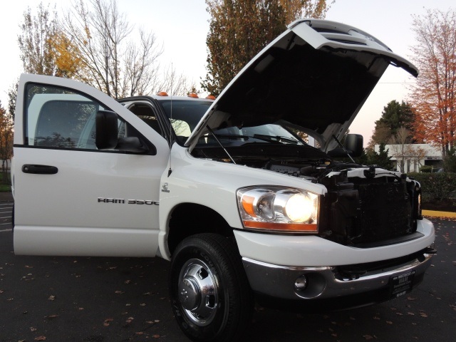 2006 Dodge Ram 3500 Quad Cab / 4X4 / 5.9L DIESEL 6-SPEED Manual DUALLY   - Photo 29 - Portland, OR 97217