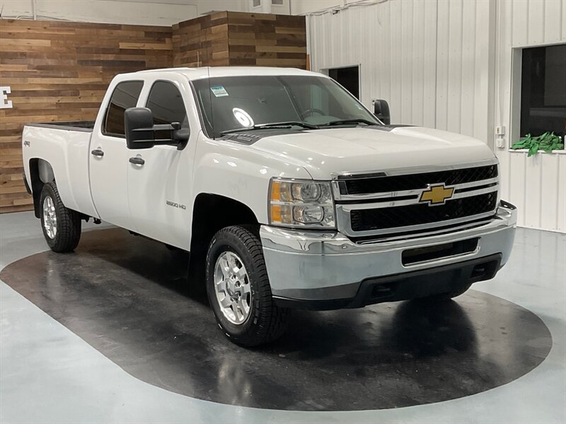 2012 Chevrolet Silverado 2500 Crew Cab 4X4 / 6.6L DURAMAX DIESEL / 50,000 MILES  / BRAND NEW TIRES - Photo 2 - Gladstone, OR 97027