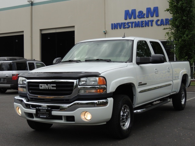 2005 GMC Sierra 2500 SLT / Crew Cab / 4X4 / DURAMAX DIESEL/ 55K miles   - Photo 1 - Portland, OR 97217