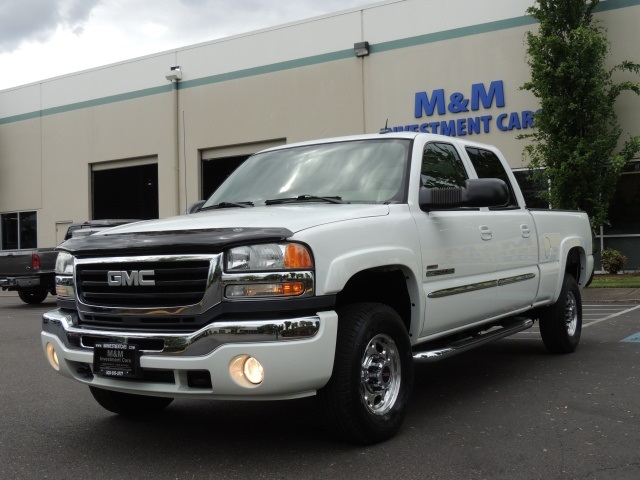 2005 GMC Sierra 2500 SLT / Crew Cab / 4X4 / DURAMAX DIESEL/ 55K miles   - Photo 40 - Portland, OR 97217