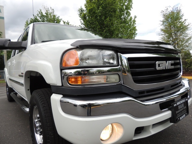 2005 GMC Sierra 2500 SLT / Crew Cab / 4X4 / DURAMAX DIESEL/ 55K miles   - Photo 10 - Portland, OR 97217