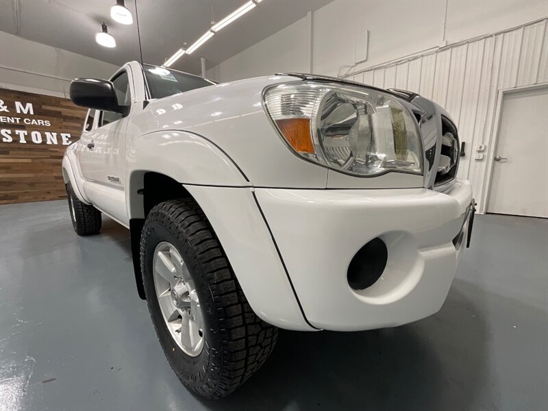 2009 Toyota Tacoma 4X4 / 2.7L 4Cyl / 5-SPEED MANUAL / NEW TIRES  / ZERO RUST / BACKUP CAMERA - Photo 56 - Gladstone, OR 97027