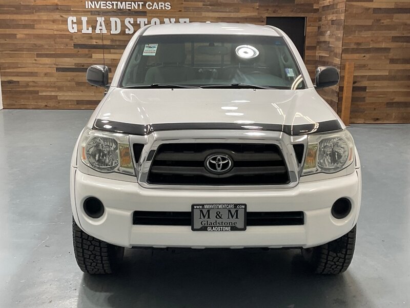 2009 Toyota Tacoma 4X4 / 2.7L 4Cyl / 5-SPEED MANUAL / NEW TIRES  / ZERO RUST / BACKUP CAMERA - Photo 5 - Gladstone, OR 97027