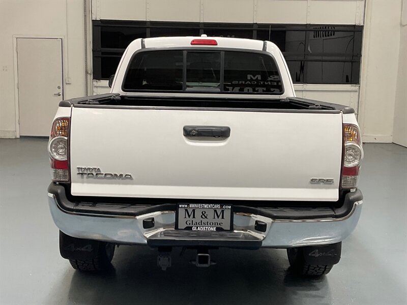 2009 Toyota Tacoma 4X4 / 2.7L 4Cyl / 5-SPEED MANUAL / NEW TIRES  / ZERO RUST / BACKUP CAMERA - Photo 6 - Gladstone, OR 97027