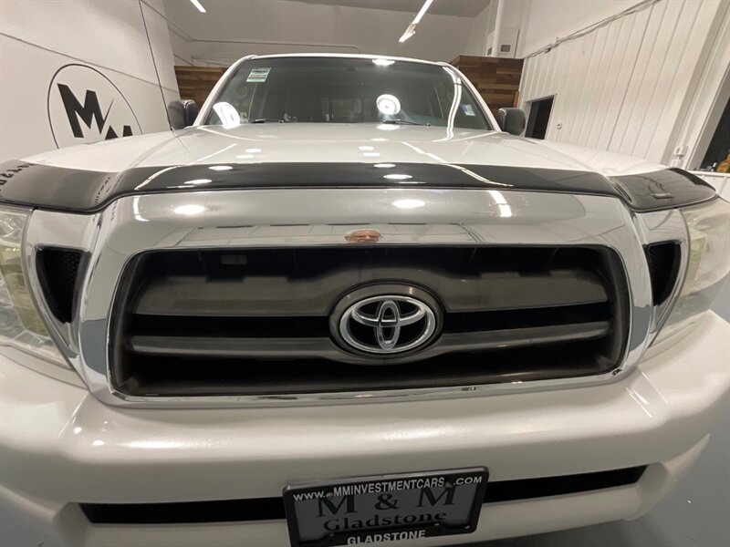 2009 Toyota Tacoma 4X4 / 2.7L 4Cyl / 5-SPEED MANUAL / NEW TIRES  / ZERO RUST / BACKUP CAMERA - Photo 30 - Gladstone, OR 97027