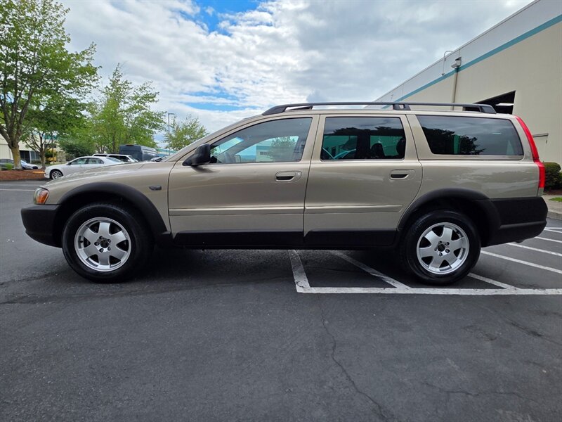 2003 Volvo XC70 Cross Country / AWD / IMMACULATE / 45,000 MILES !! / All Wheel Drive / Leather / Sunroof / Extremely Low Miles - Photo 3 - Portland, OR 97217