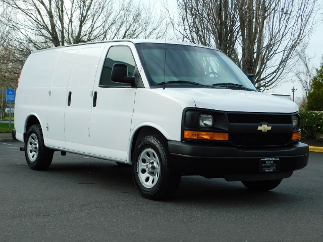 2014 Chevrolet Express 1500 / Cargo Van / 6Cyl / 1-Owner / Execl Cond