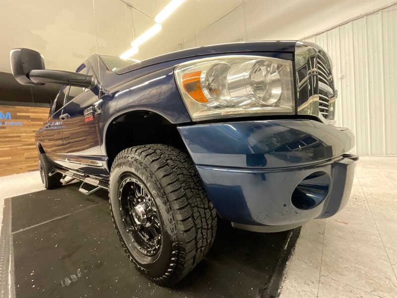 2009 Dodge Ram 2500 Laramie Mega Cab 4X4 / 6.7L DIESEL / 1-OWNER  / Leather & Heated Seats / Sunroof / Navigation / ONLY 86,000 MILES - Photo 9 - Gladstone, OR 97027