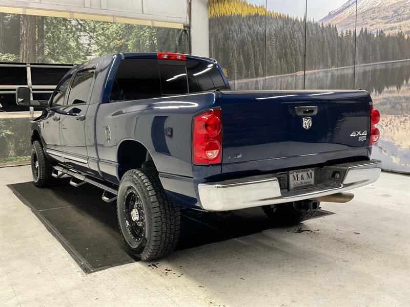 2009 Dodge Ram 2500 Laramie Mega Cab 4X4 / 6.7L DIESEL / 1-OWNER  / Leather & Heated Seats / Sunroof / Navigation / ONLY 86,000 MILES - Photo 7 - Gladstone, OR 97027