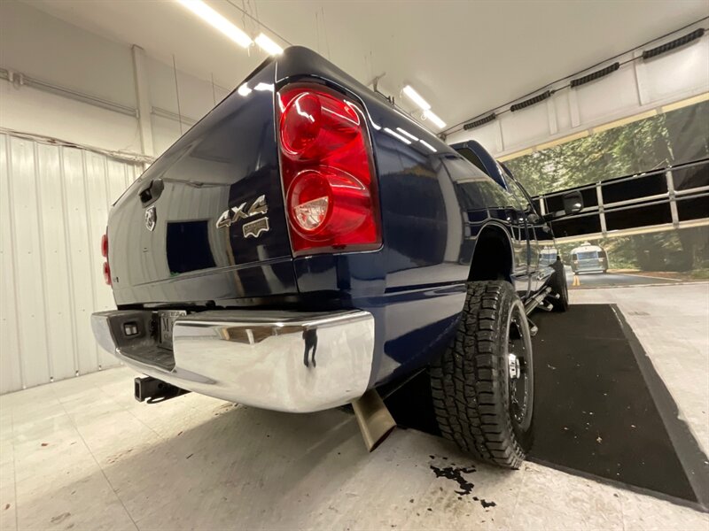 2009 Dodge Ram 2500 Laramie Mega Cab 4X4 / 6.7L DIESEL / 1-OWNER  / Leather & Heated Seats / Sunroof / Navigation / ONLY 86,000 MILES - Photo 10 - Gladstone, OR 97027