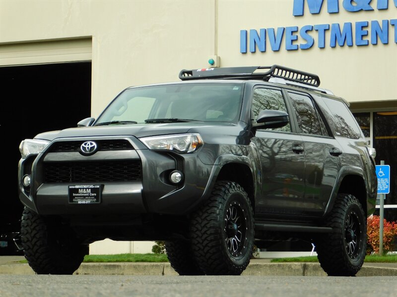 2018 Toyota 4Runner SR5 4X4 / Navi / Camera / NEW LIFT , WHEELS, TIRES   - Photo 43 - Portland, OR 97217