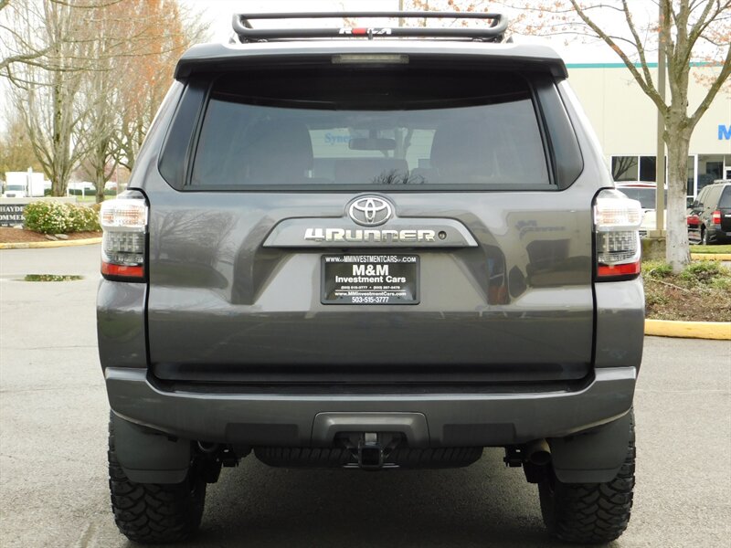 2018 Toyota 4Runner SR5 4X4 / Navi / Camera / NEW LIFT , WHEELS, TIRES   - Photo 6 - Portland, OR 97217