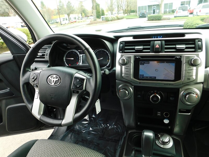 2018 Toyota 4Runner SR5 4X4 / Navi / Camera / NEW LIFT , WHEELS, TIRES   - Photo 20 - Portland, OR 97217