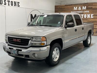 2005 GMC Sierra 1500 SLE Crew Cab 4X4 / 5.3L V8 / 1-OWNER/88K MILES  / LOCAL OREGON TRUCK w. ZERO RUST Truck