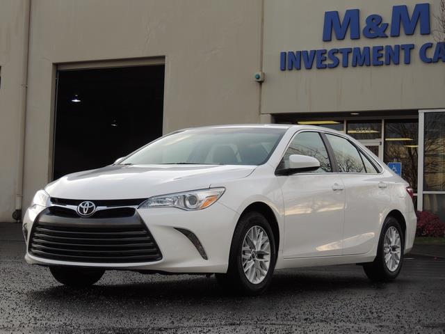 2016 Toyota Camry LE / Sedan / 4Cyl / Back Up Camera /FULL WARRANTY   - Photo 1 - Portland, OR 97217