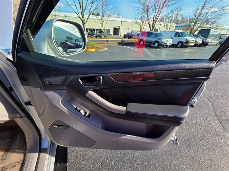 2003 Toyota 4Runner LIMITED Edition 4X4 / DIFF LOCK / NAVi / HEATED LEATHER /BRAND NEW LIFT / BRAND NEW WHEELS / BRAND NEW TIRES / 140K MILES !!! - Photo 51 - Portland, OR 97217