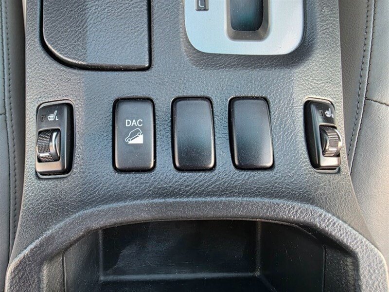 2003 Toyota 4Runner LIMITED Edition 4X4 / DIFF LOCK / NAVi / HEATED LEATHER /BRAND NEW LIFT / BRAND NEW WHEELS / BRAND NEW TIRES / 140K MILES !!! - Photo 21 - Portland, OR 97217