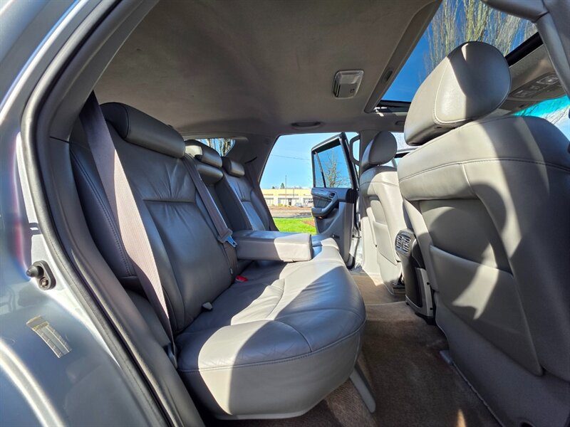 2003 Toyota 4Runner LIMITED Edition 4X4 / DIFF LOCK / NAVi / HEATED LEATHER /BRAND NEW LIFT / BRAND NEW WHEELS / BRAND NEW TIRES / 140K MILES !!! - Photo 15 - Portland, OR 97217