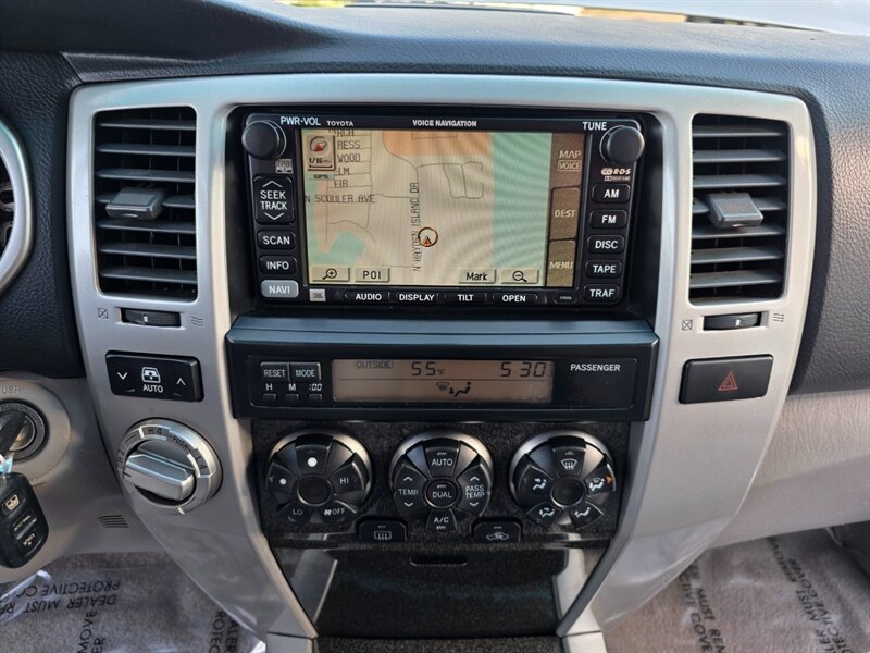 2003 Toyota 4Runner LIMITED Edition 4X4 / DIFF LOCK / NAVi / HEATED LEATHER /BRAND NEW LIFT / BRAND NEW WHEELS / BRAND NEW TIRES / 140K MILES !!! - Photo 19 - Portland, OR 97217