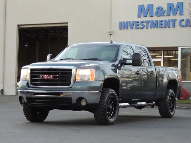 2007 GMC Sierra 2500 SLE / 4X4 / DURAMAX DIESEL / LIFTED LIFTED   - Photo 1 - Portland, OR 97217