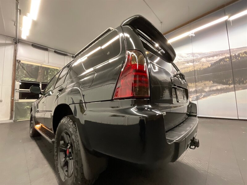 2008 Toyota 4Runner Limited Sport Utility 4X4 / 4.0L V6 / 1-OWNER  Leather & Heated Seats / Sunroof / SHARP & CLEAN !! - Photo 26 - Gladstone, OR 97027