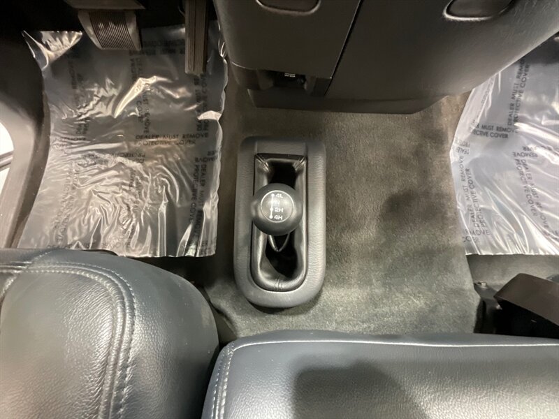 2004 Dodge Ram 2500 SLT Quad Cab 4X4 / 5.9L DIESEL / Leather Seats  / Short Bed / ZERO RUST / Spray in bed liner - Photo 37 - Gladstone, OR 97027