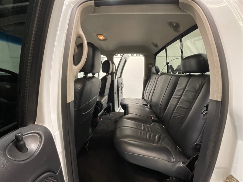 2004 Dodge Ram 2500 SLT Quad Cab 4X4 / 5.9L DIESEL / Leather Seats  / Short Bed / ZERO RUST / Spray in bed liner - Photo 15 - Gladstone, OR 97027