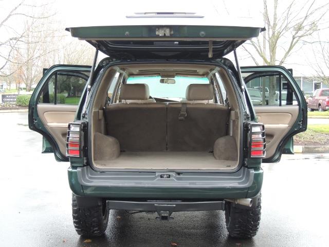 1999 Toyota 4Runner SR5 4X4 / V6 / 5-SPEED MANUAL / LIFTED !!   - Photo 25 - Portland, OR 97217