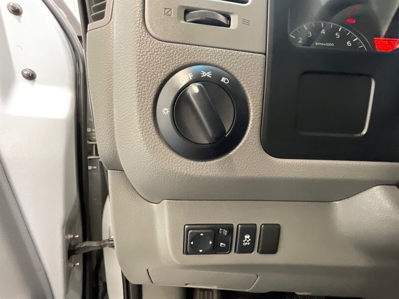 2013 Nissan NV 2500 HD SV CARGO VAN / Navigation & Camera  / 4.0L V6 - Photo 51 - Gladstone, OR 97027