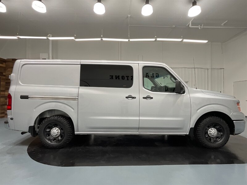 2013 Nissan NV 2500 HD SV CARGO VAN / Navigation & Camera  / 4.0L V6 - Photo 4 - Gladstone, OR 97027