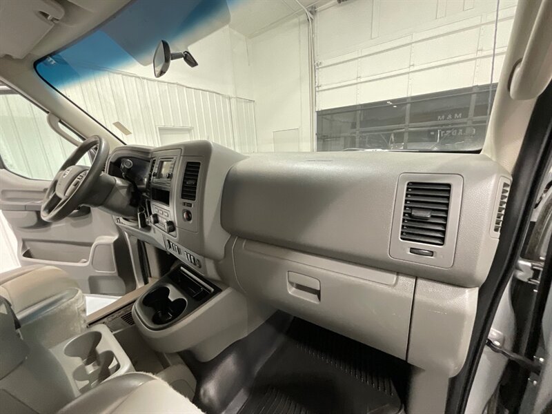 2013 Nissan NV 2500 HD SV CARGO VAN / Navigation & Camera  / 4.0L V6 - Photo 41 - Gladstone, OR 97027