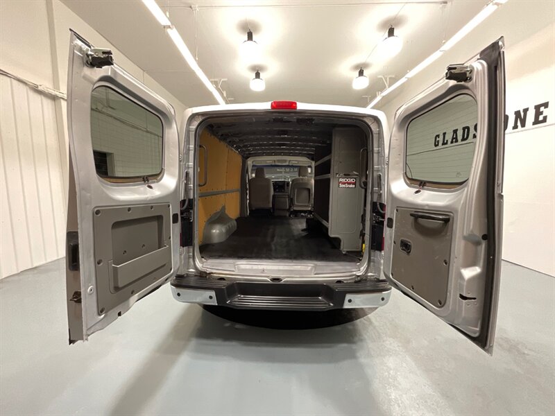 2013 Nissan NV 2500 HD SV CARGO VAN / Navigation & Camera  / 4.0L V6 - Photo 10 - Gladstone, OR 97027