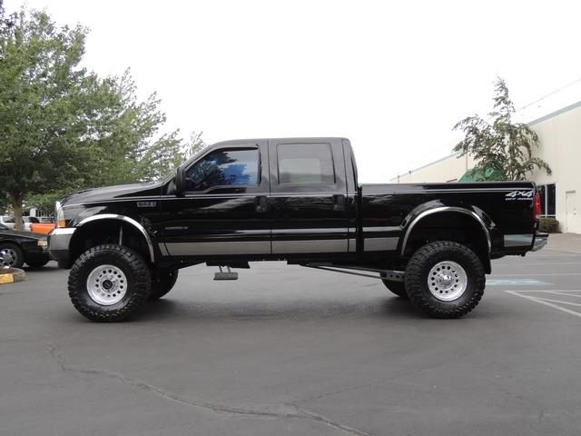 2002 Ford F-350 Super Duty Lariat / 4X4 / 7.3L DIESEL / LIFTED   - Photo 3 - Portland, OR 97217