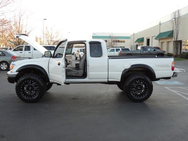 2003 Toyota Tacoma 4X4 V6 TRD OFF ROAD / DIFF LOCK / MANUAL / LIFTED!   - Photo 12 - Portland, OR 97217