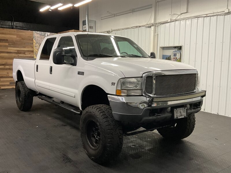 2001 Ford F-350 4dr Crew Cab 4X4 /  6.8L V10 / LIFTED w/ 37inc  1-TON / LONG BED / LIFTED w/ 37 inc TOYO OPEN COUNTRY - Photo 2 - Gladstone, OR 97027