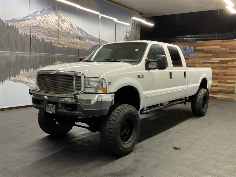 2001 Ford F-350 4dr Crew Cab 4X4 /  6.8L V10 / LIFTED w/ 37inc  1-TON / LONG BED / LIFTED w/ 37 inc TOYO OPEN COUNTRY - Photo 1 - Gladstone, OR 97027