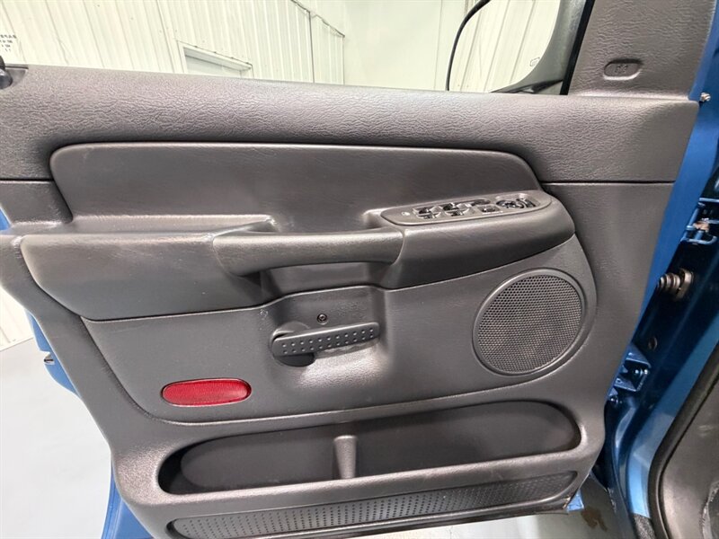 2005 Dodge Ram 1500 SLT 4X4 / 4.7L V8 / NEW TIRES /SHORT BED/85K MILES / Towing Pkg - Photo 32 - Gladstone, OR 97027