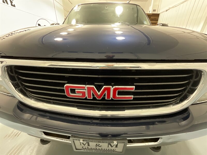 2004 GMC Yukon XL 2500 SLE Sport Utility 4X4 / 8.1L V8 / LOW MILE  / LOCAL RUST FREE / 3/4 TON - Photo 30 - Gladstone, OR 97027